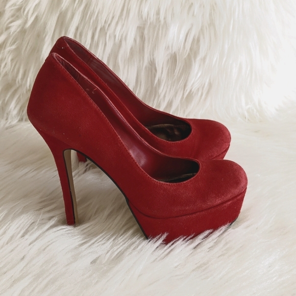 Platform Heels in Red - Picture 2 of 4